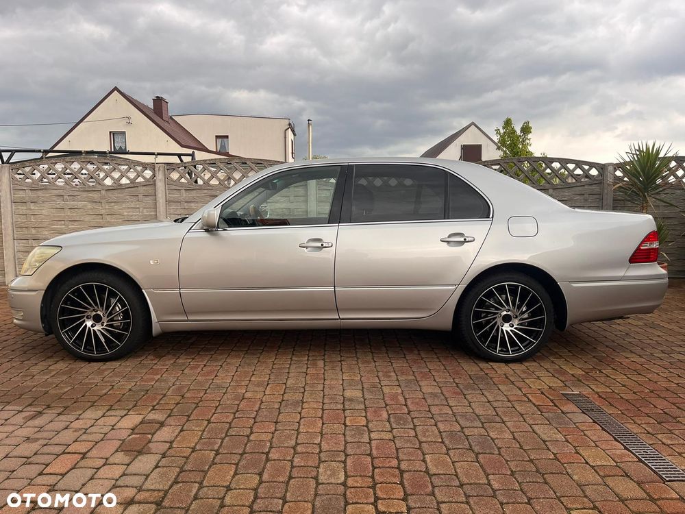 Lexus LS - 5