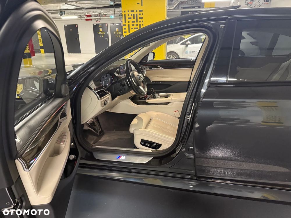 BMW Seria 7 730d xDrive - 5
