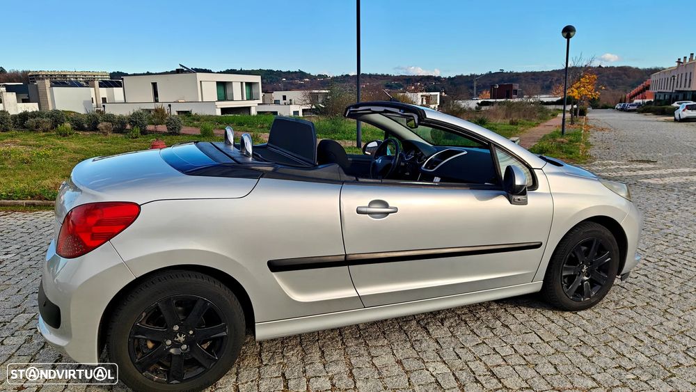 Peugeot 207 CC 1.6 HDi FAP Sport - 8