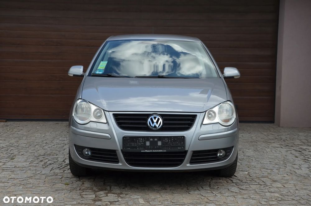 Volkswagen Polo - 4