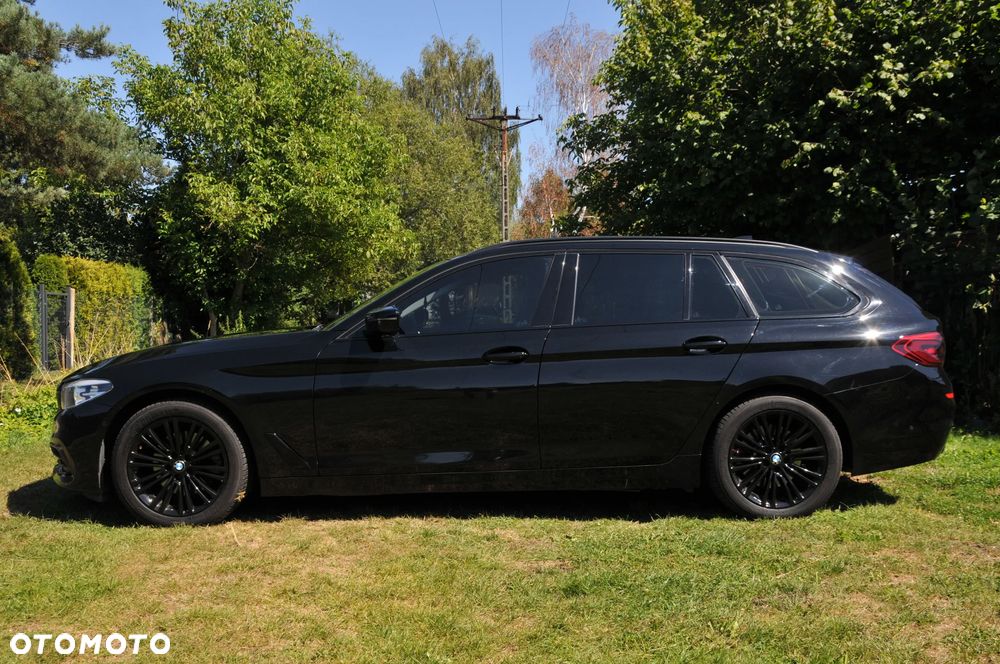 BMW Seria 5 520d xDrive Sport Line - 12