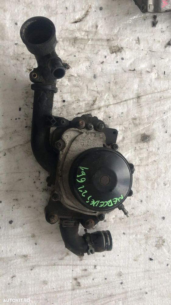 Pompa de apa cu carcasa Mercedes E class W212 2.2 cdi a6512002001