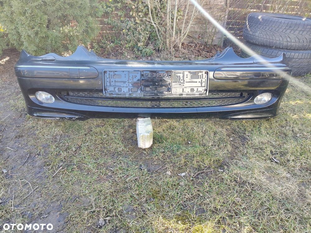 MERCEDES W203 Zderzak przedni Przód Pod Spryskiwacze Chrom 040 Czarny Xenon Avantgarde - 3