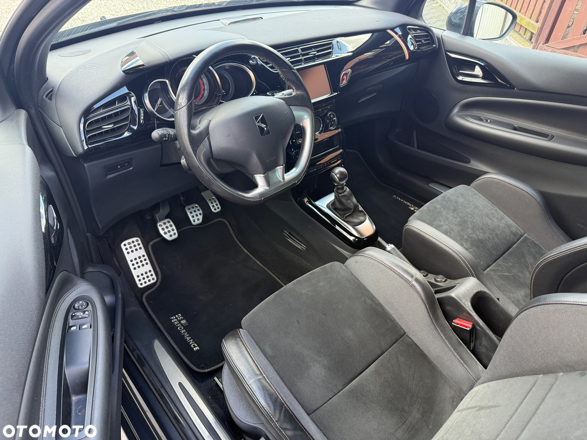 DS Automobiles DS 3 - 6