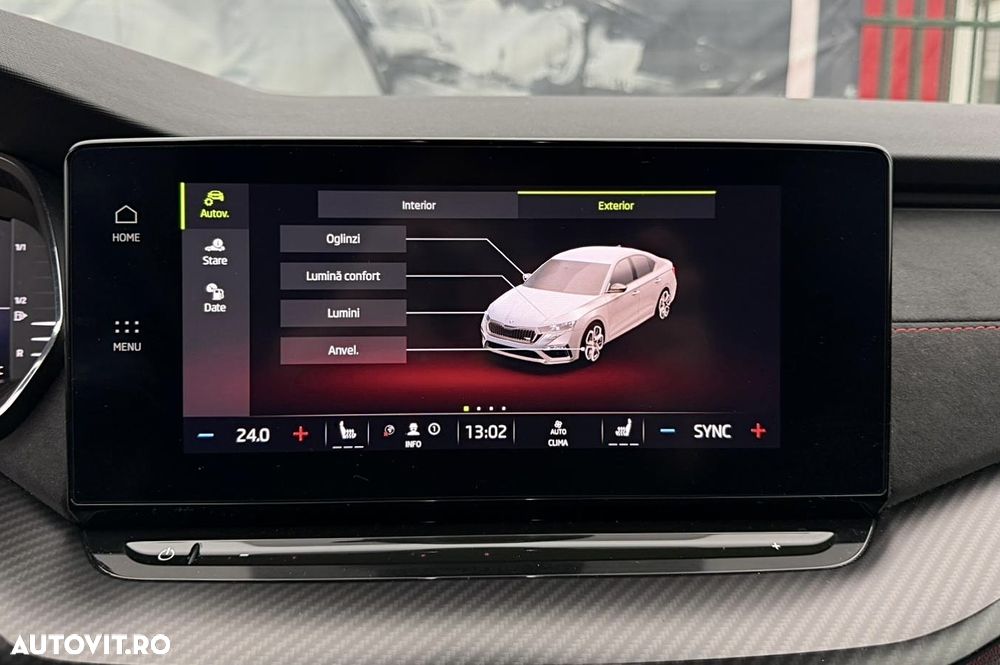 Skoda Octavia 2.0 245 TSI DSG RS - 32