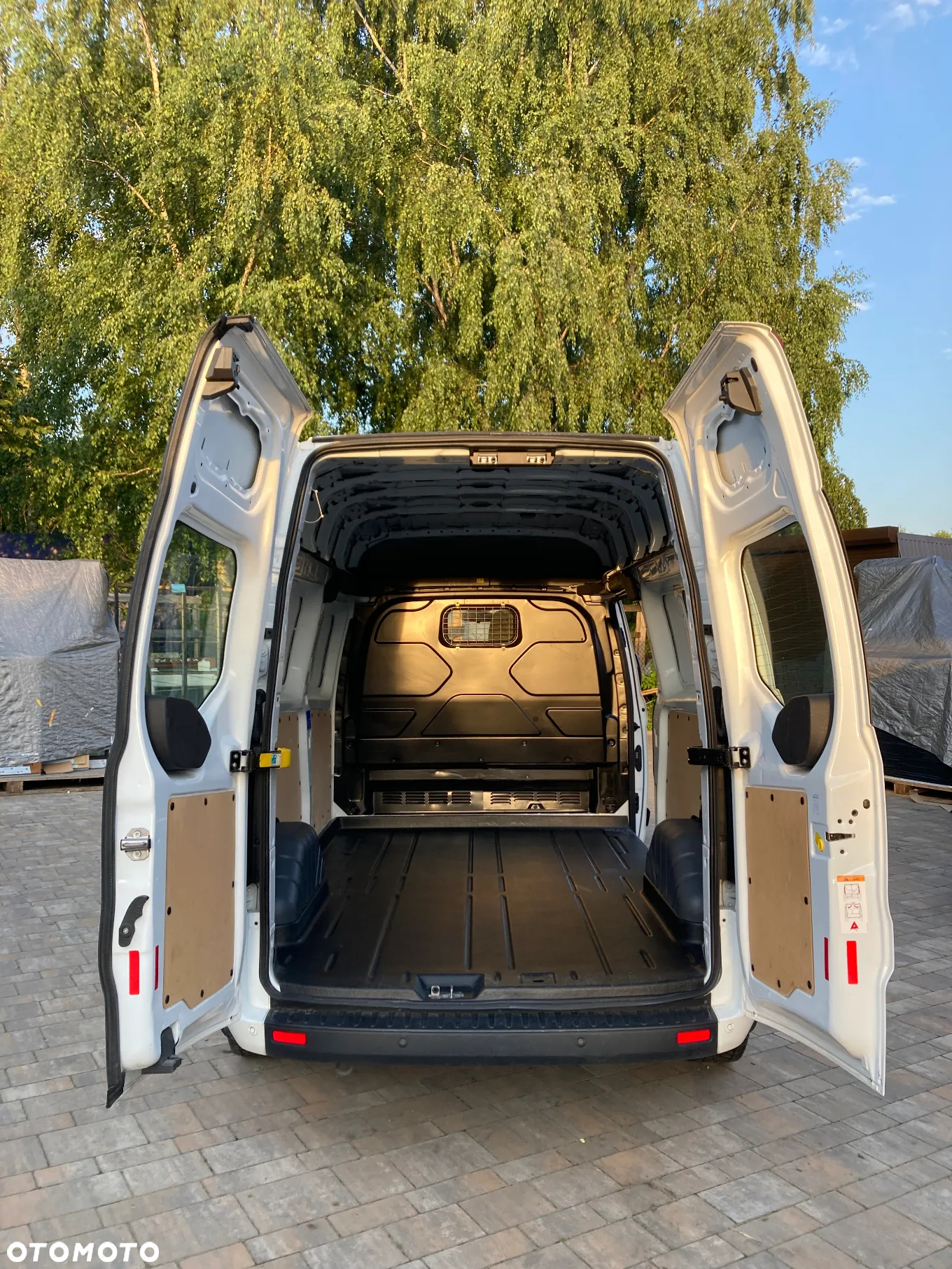 Ford Transit Custom L2H2 - 11