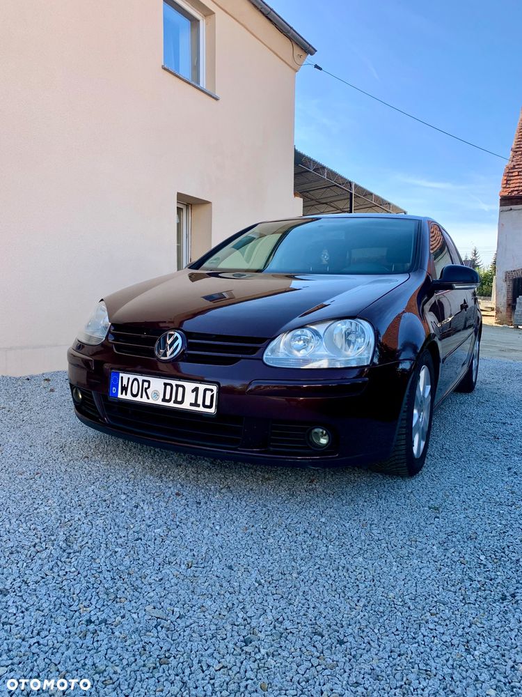 Volkswagen Golf 2.0 FSI Individual - 12