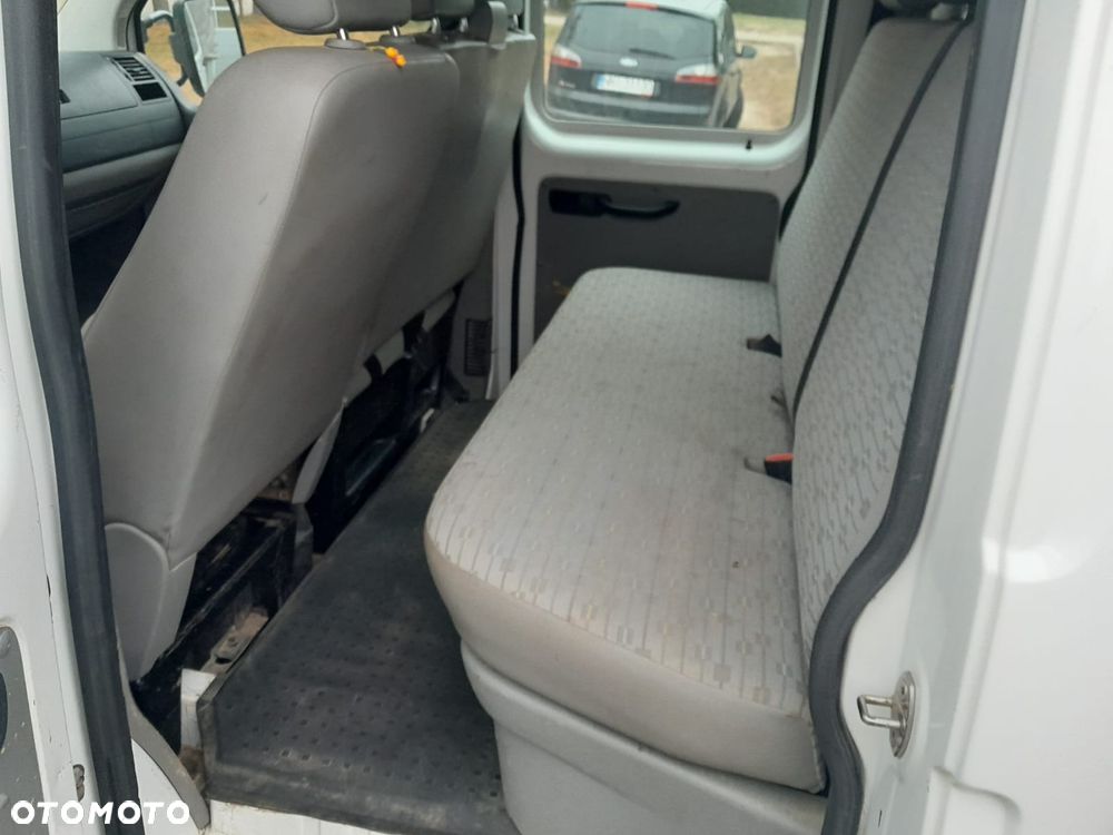 Volkswagen T 5 - 12