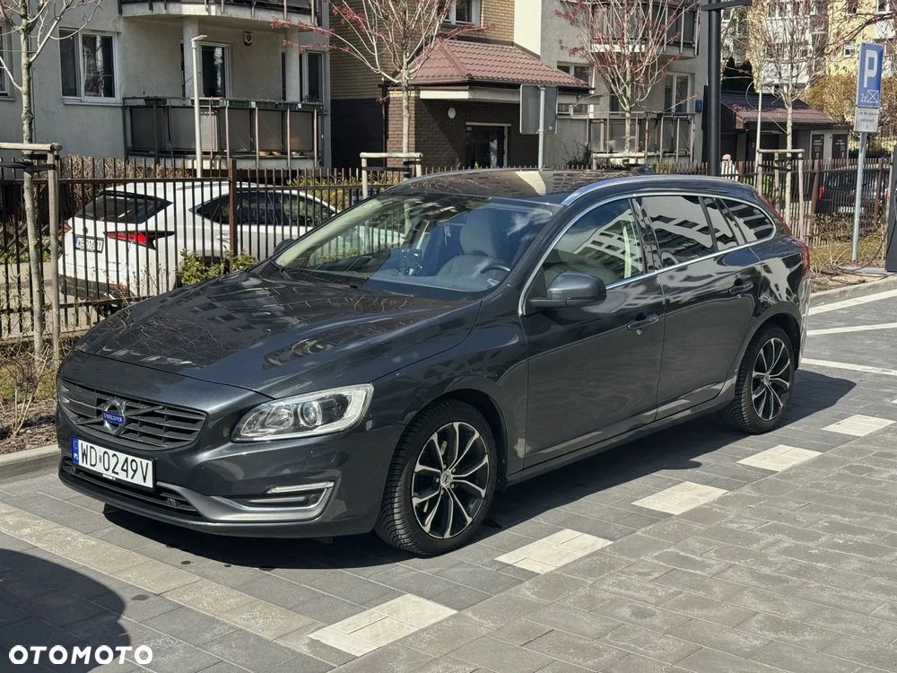 Volvo V60 D4 Drive-E Summum - 2