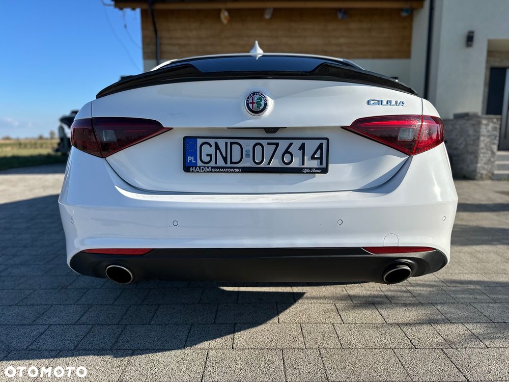 Alfa Romeo Giulia 2.0 Turbo Veloce - 7