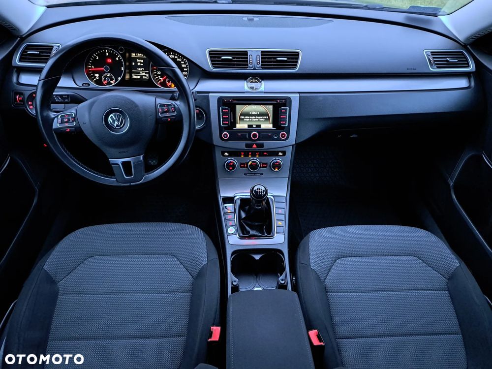 Volkswagen Passat Variant 2.0 TDI BlueMotion Technology Highline - 15