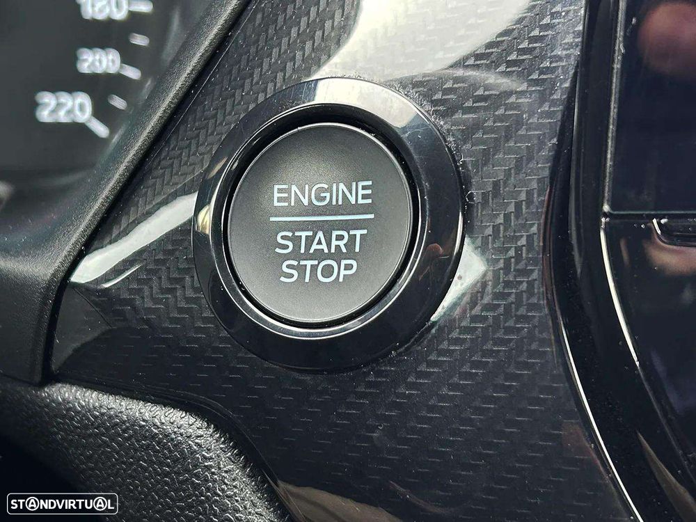 Ford Fiesta 1.0 EcoBoost ST-Line - 38