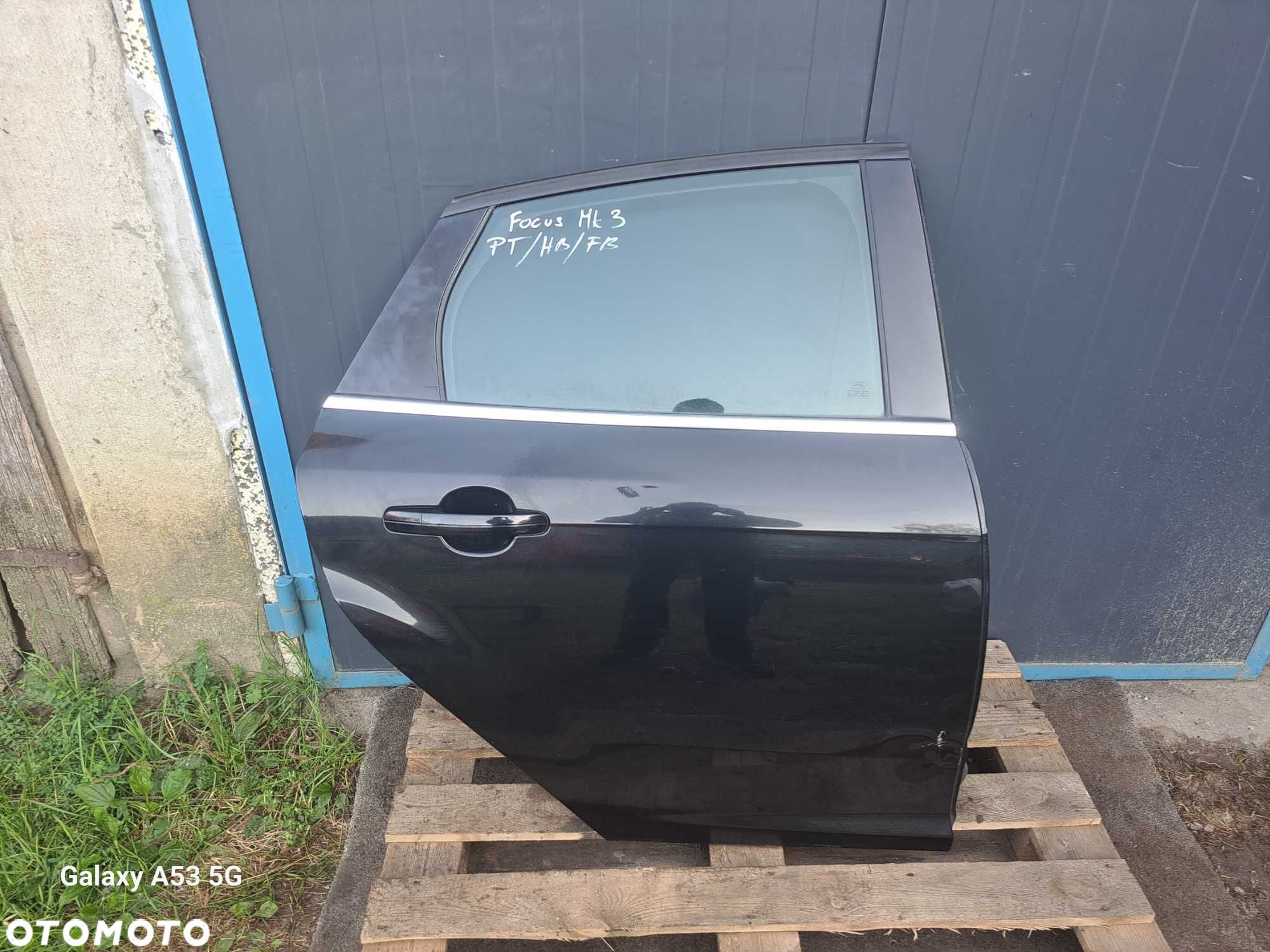 Drzwi prawy tył FORD FOCUS MK3 HB (10-14) kod lakieru FB KOMPLETNE - 1
