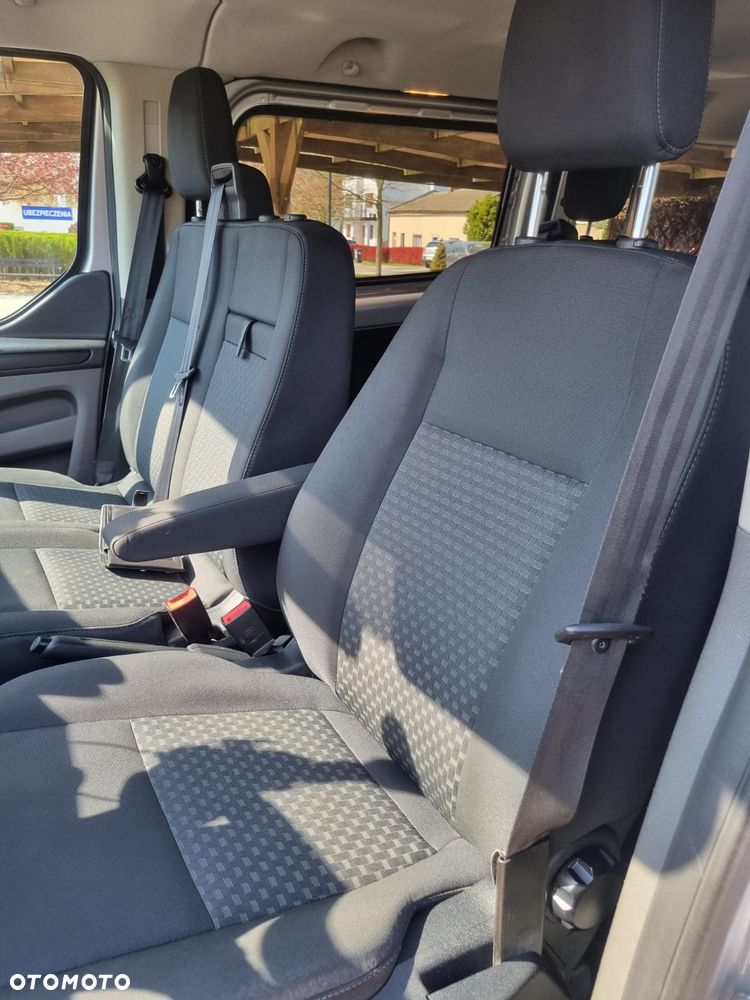 Ford Transit Custom 290 L2H1 Limited - 12