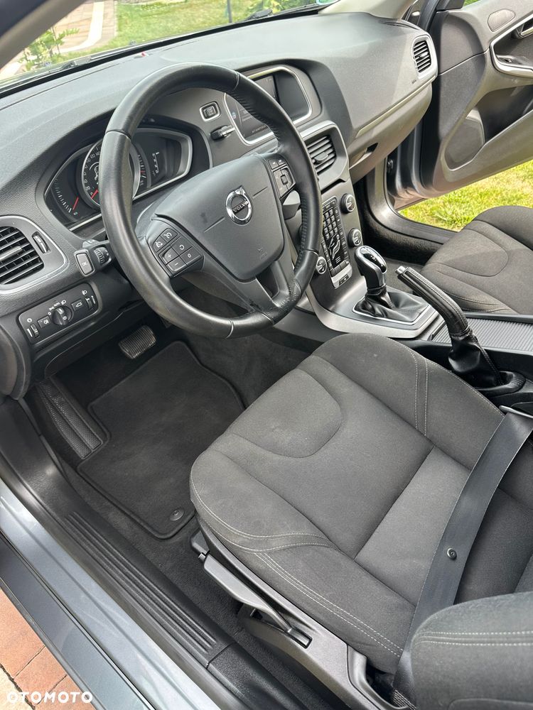 Volvo V40 - 5