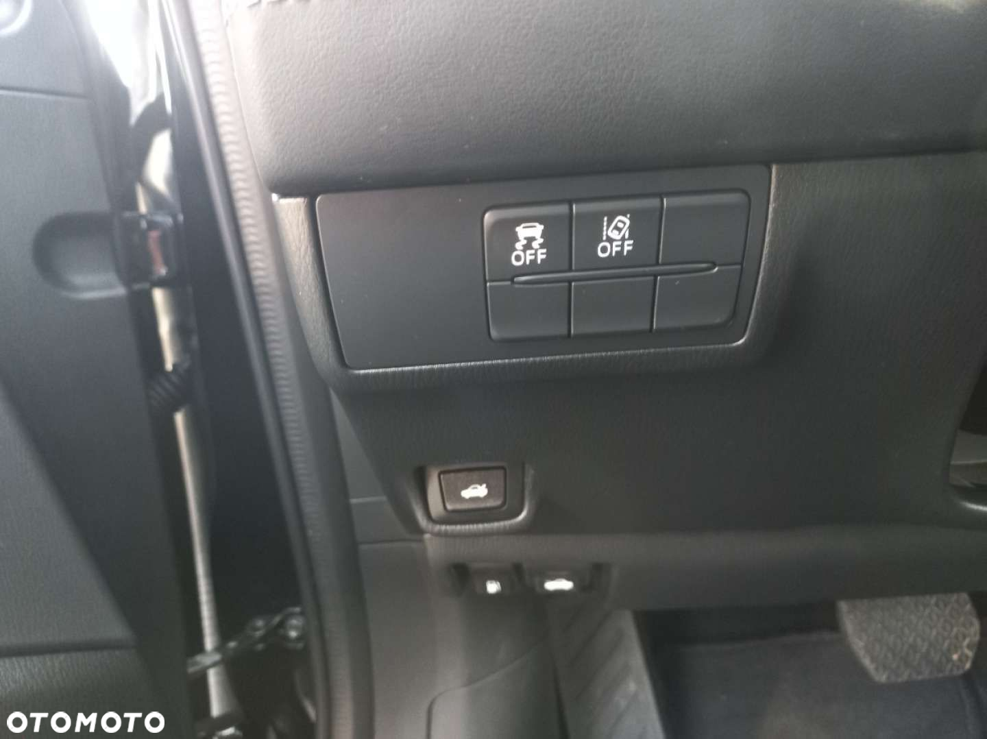 Mazda 6 - 12