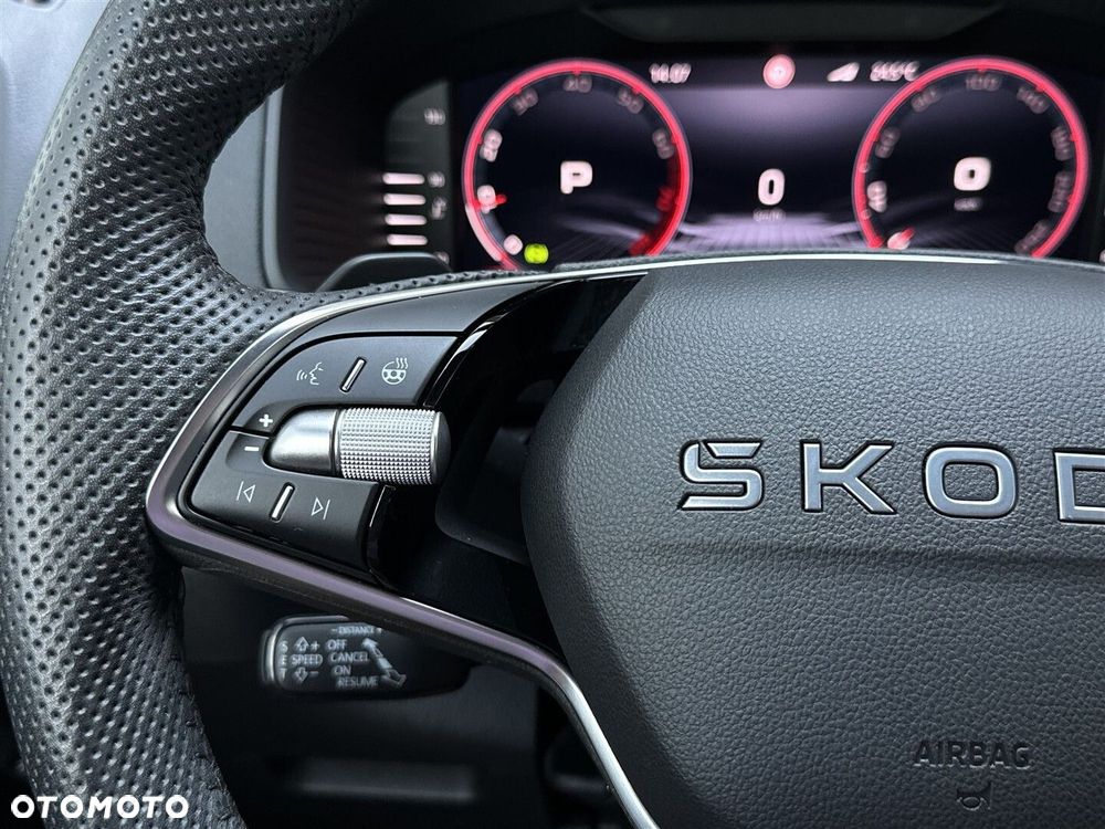 Skoda Karoq 1.5 TSI ACT Sportline DSG - 20