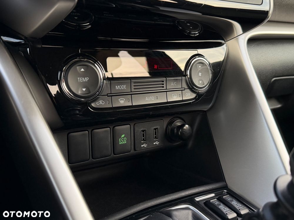 Mitsubishi Eclipse Cross - 30