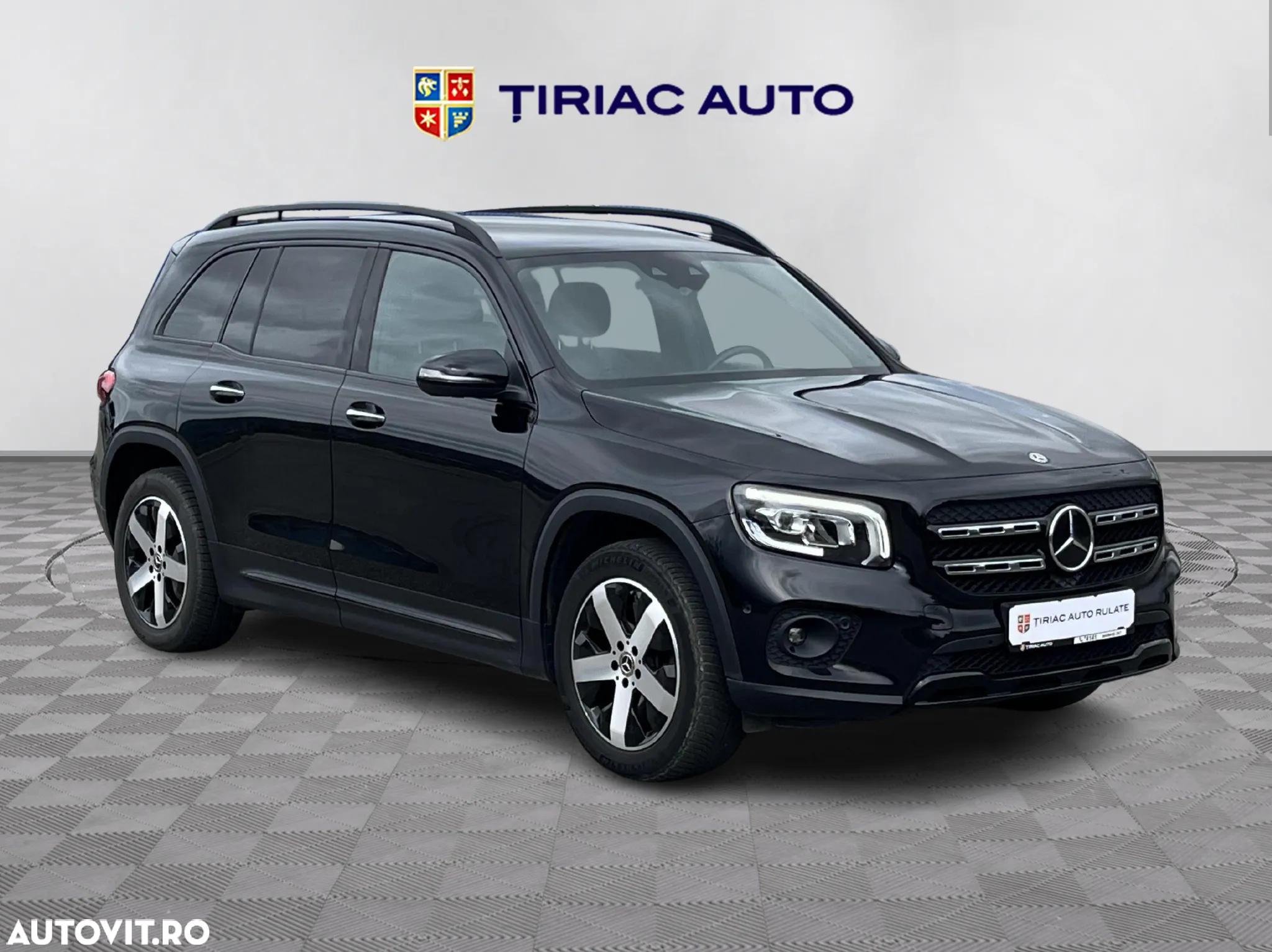 Mercedes-Benz GLB 250 4Matic 8G-DCT AMG Line - 8