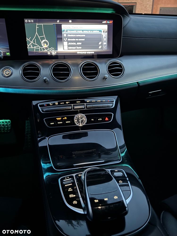 Mercedes-Benz Klasa E - 9