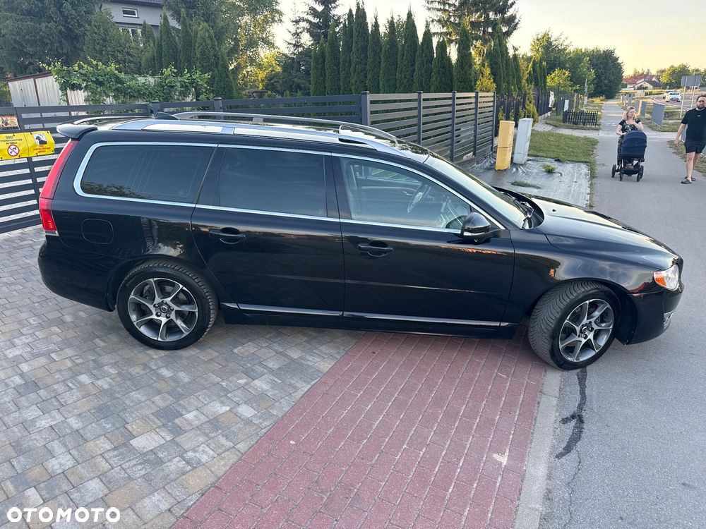 Volvo V70 D5 AWD Geartronic Momentum - 31