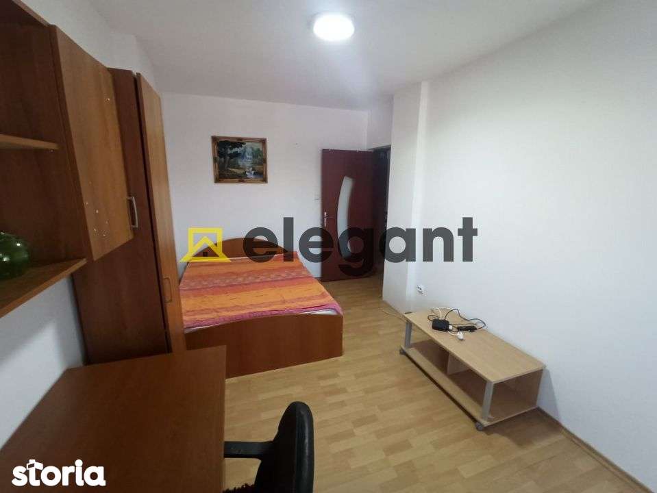 2 decomandate, 68 mp, bloc 2007, mobilat, Craiovita-Kaufland - Imagine principală: 5/10