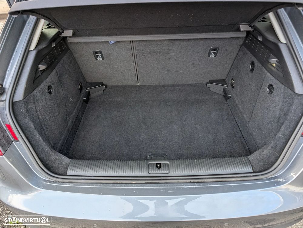 Audi A3 Sportback 1.6 TDI Attraction - 2