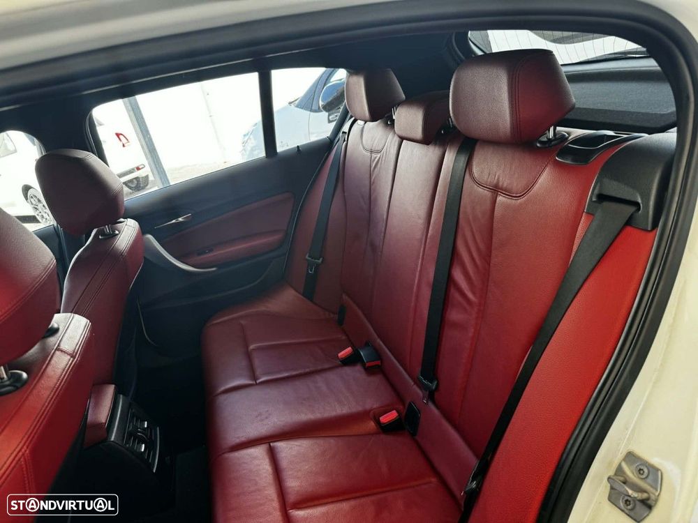 BMW 116 d Pack M - 25