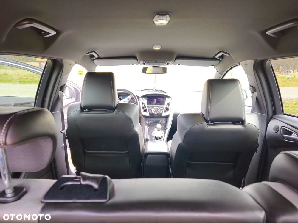 Ford Focus 2.0 EcoBoost ST - 9