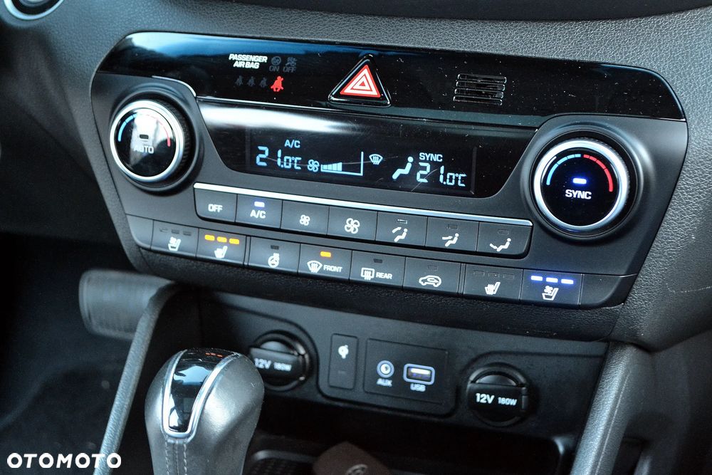 Hyundai Tucson 2.0 CRDI 4WD Automatik Premium - 39