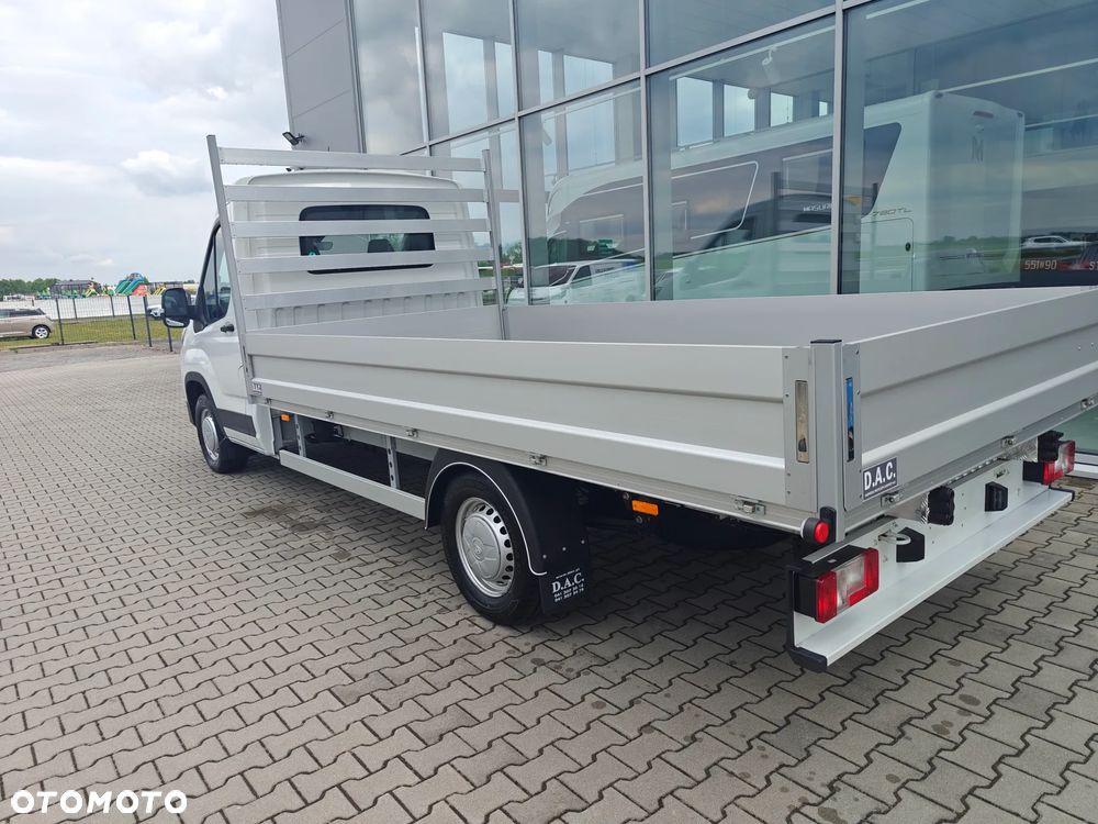 Maxus Deliver 9 - 12