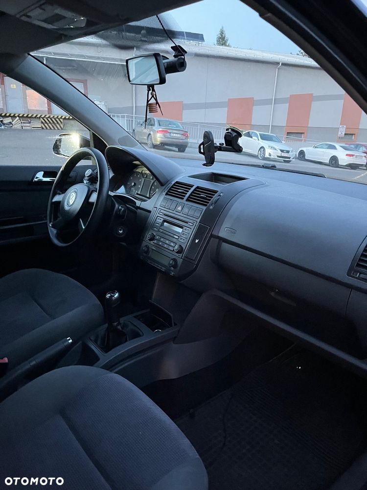 Volkswagen Polo - 12