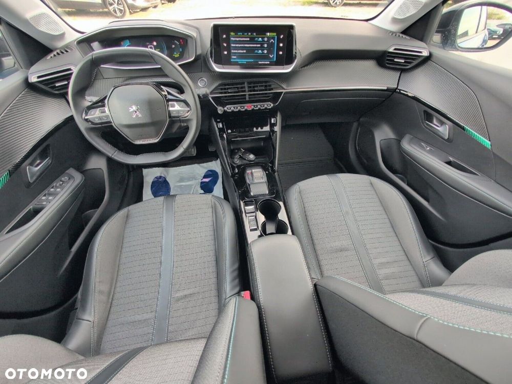 Peugeot 208 - 9