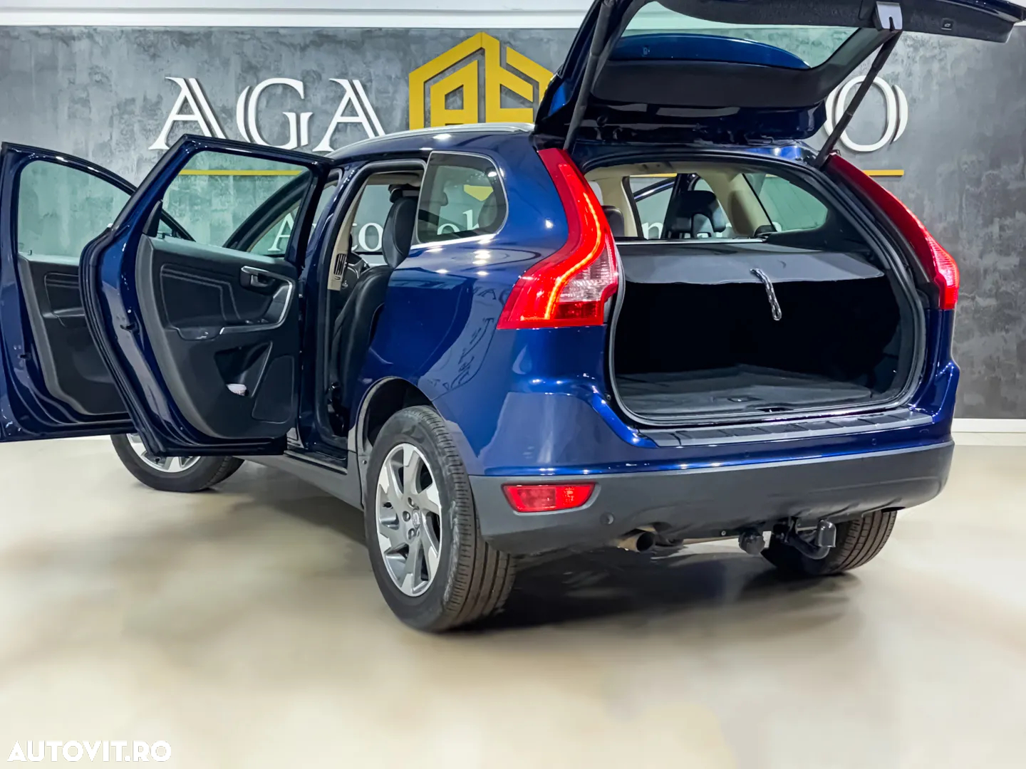 Volvo XC 60 - 25