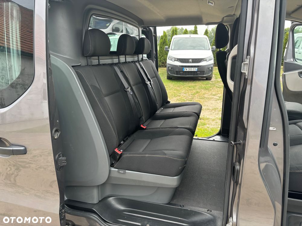 Renault Trafic - 16