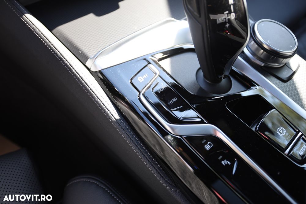 BMW Seria 5 530e Aut. M Sport Edition - 21