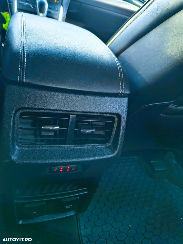 Ford Edge 2.0 TDCi Powershift Titanium - 10