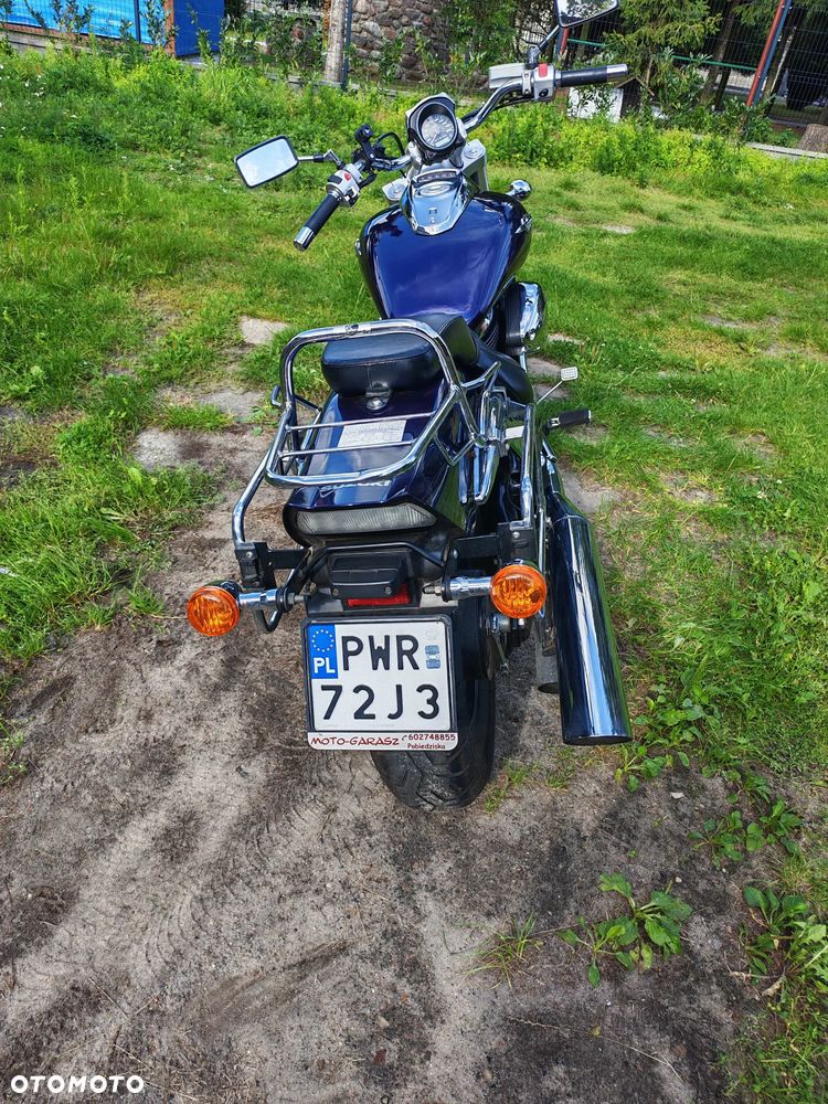 Suzuki Intruder - 4