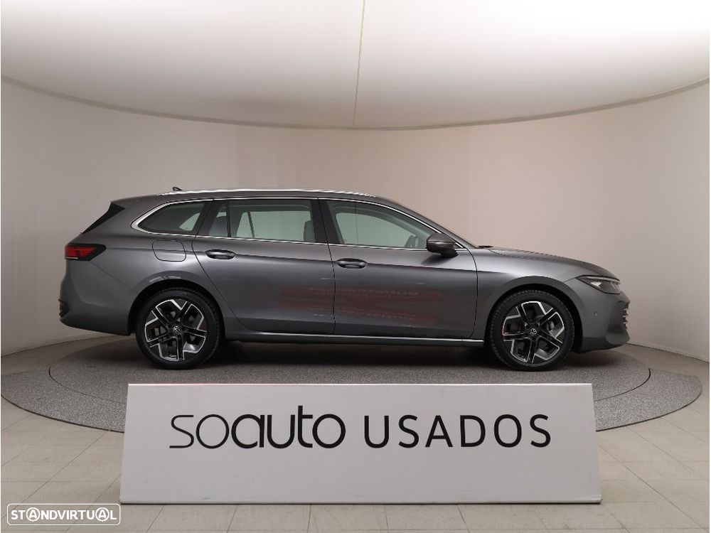 VW Passat Variant - 10