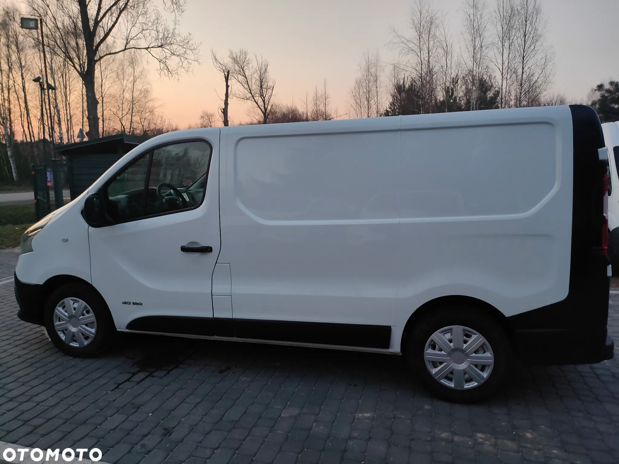 Renault TRAFIC 2017r 1,6 DCI 120 KM L1H1 EURO6 KLIMA - 6