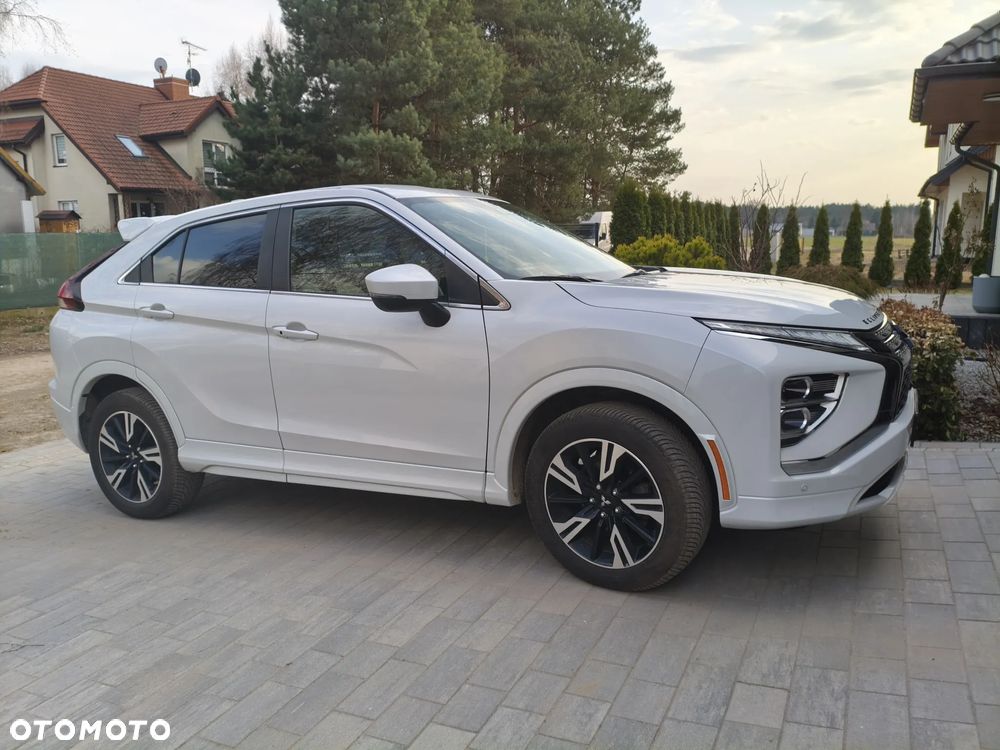 Mitsubishi Eclipse Cross 1.5 T-MIVEC (ClearTec) CVT 4WD Plus - 2