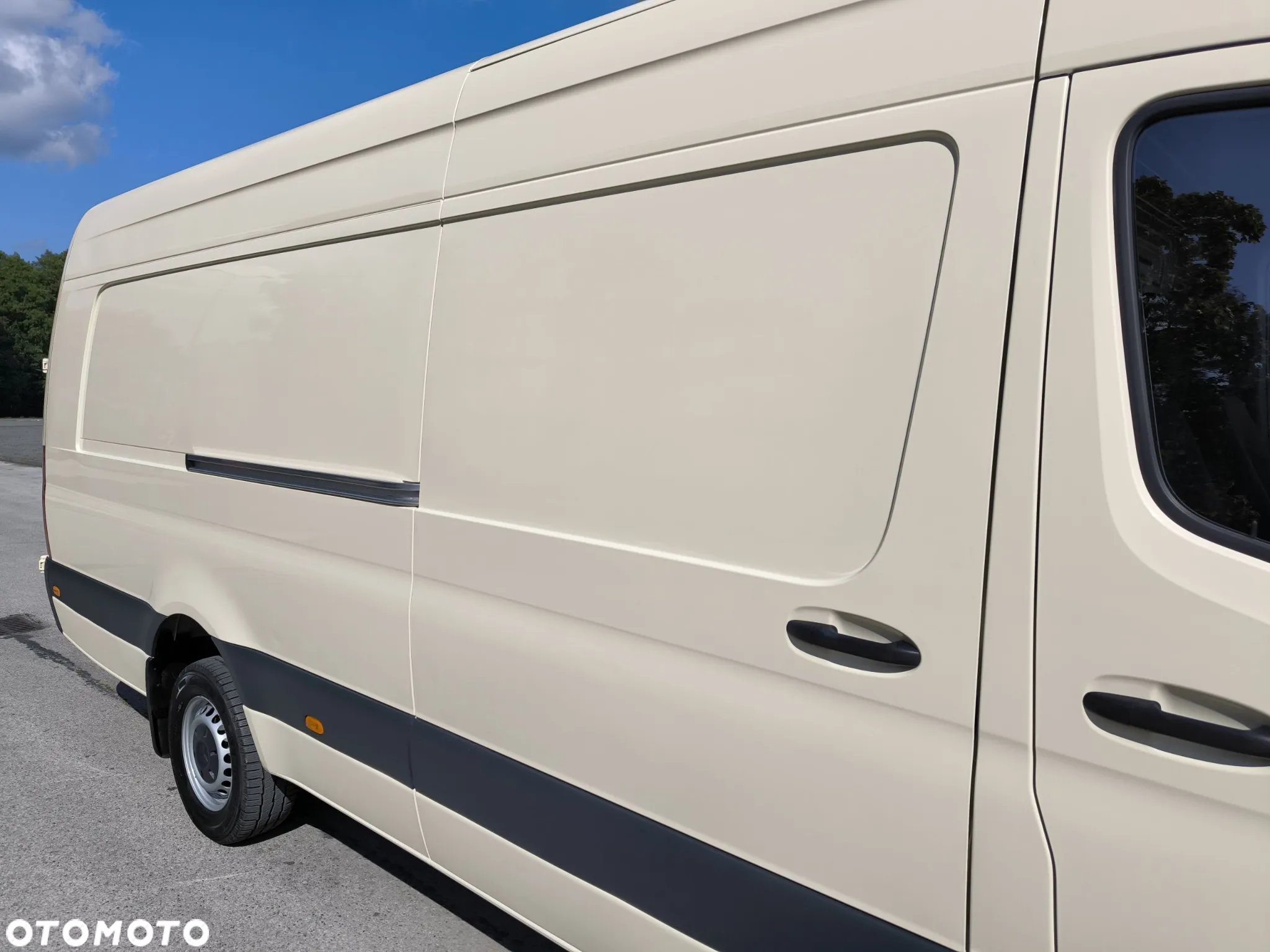 Mercedes-Benz Sprinter - 6