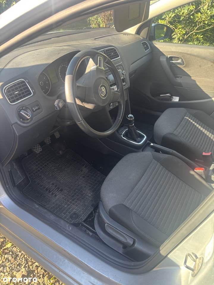 Volkswagen Polo 1.4 16V Comfortline - 3