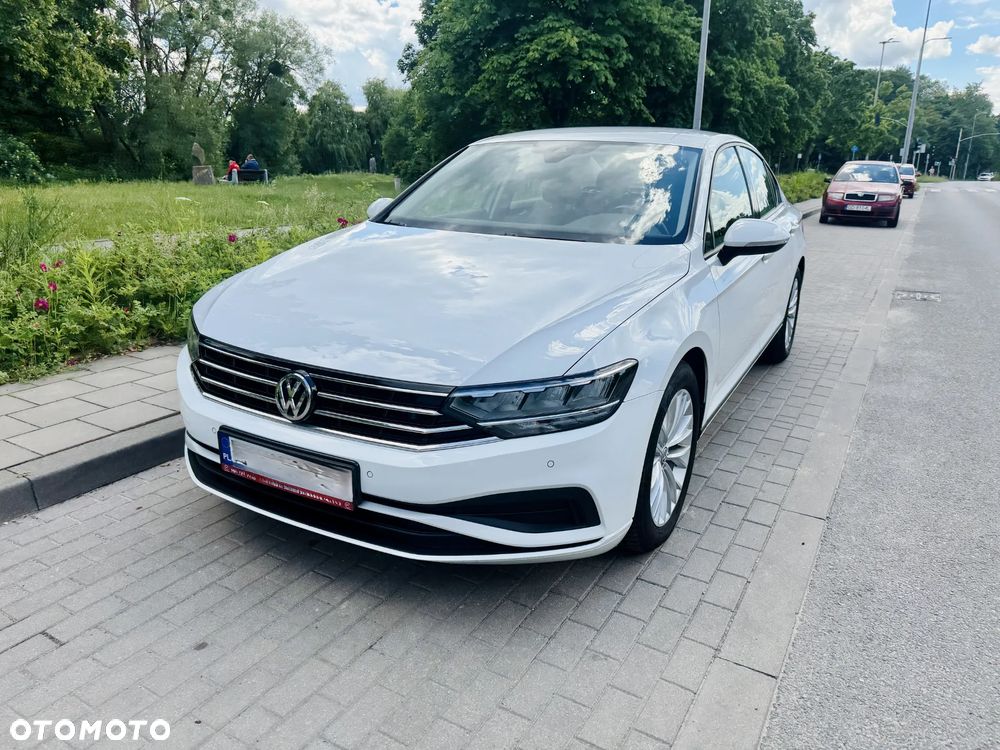 Volkswagen Passat 1.5 TSI EVO Business DSG - 2