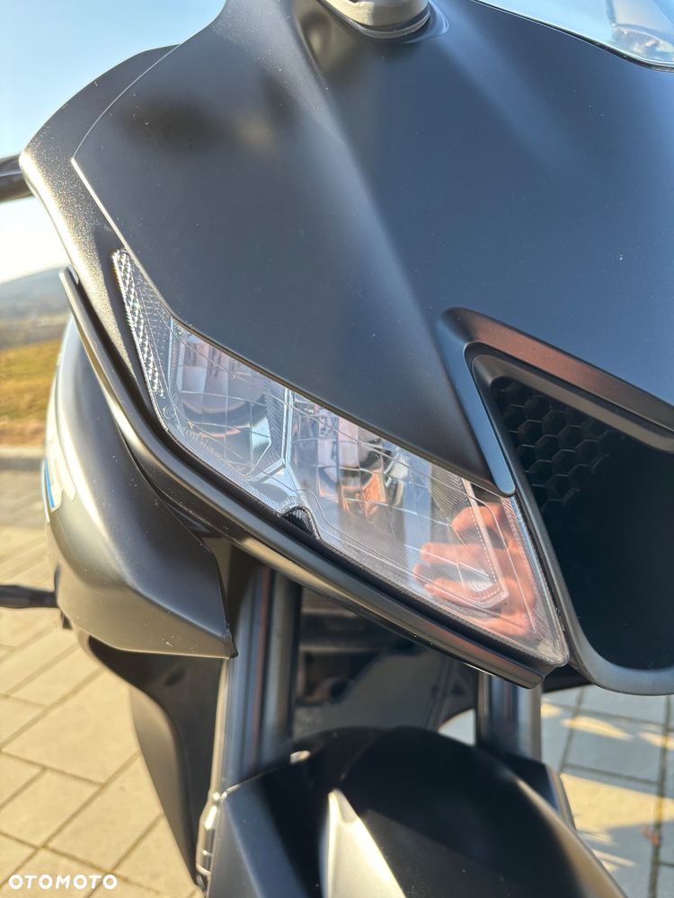 Yamaha R125 - 11