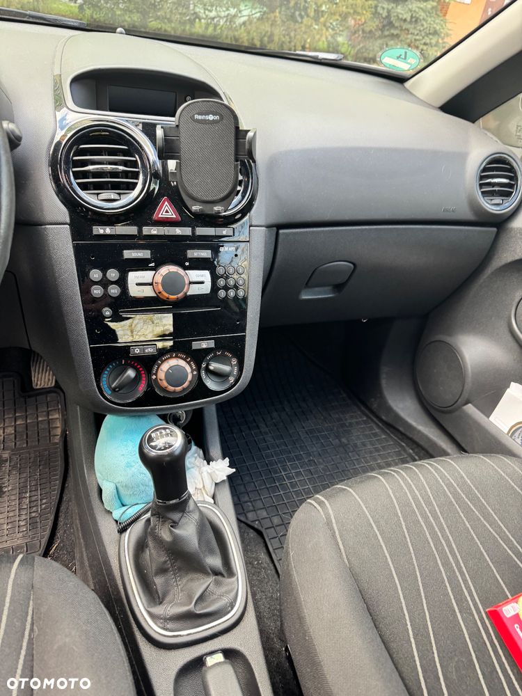 Opel Corsa 1.4 16V 111 - 1