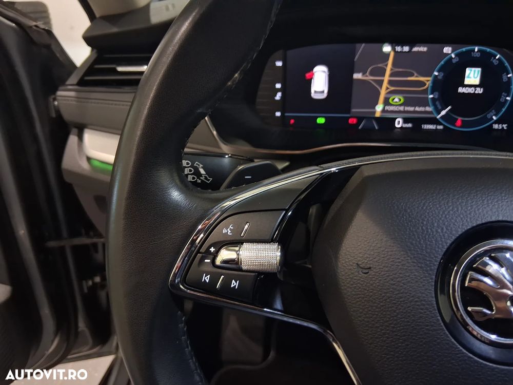 Skoda Octavia 2.0 TDI DSG Ambition - 19