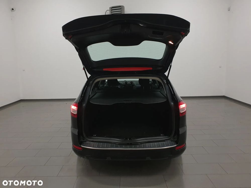 Ford Mondeo 2012 photo 5