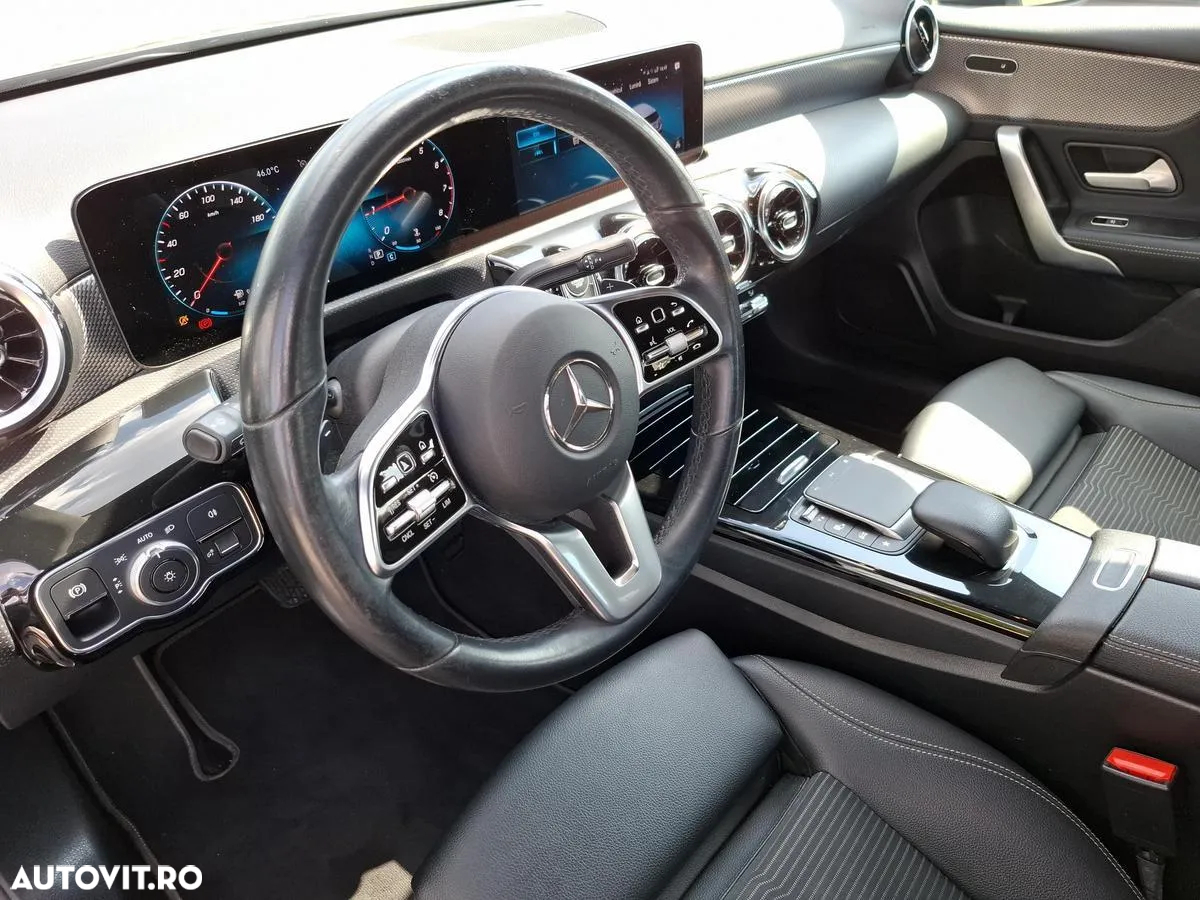 Mercedes-Benz A - 5