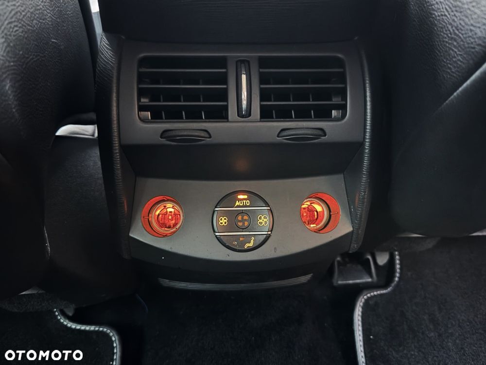 Citroën C6 2.7 HDi 24V Exclusive - 34